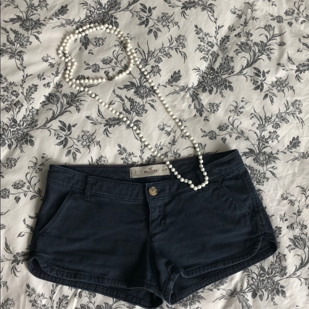 Hollister Navy Blue Low Rise Short Shorts